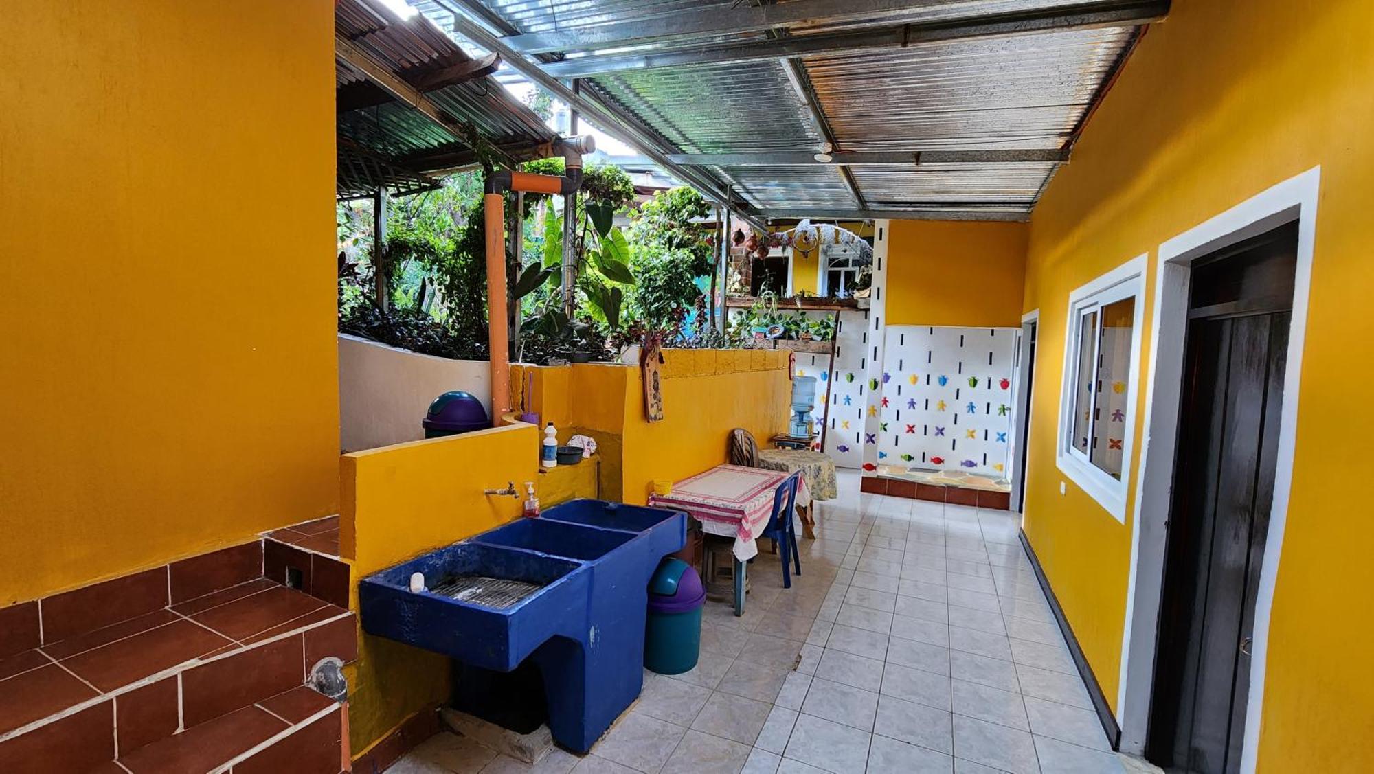 Posada Woochooch San Juan La Laguna Ngoại thất bức ảnh